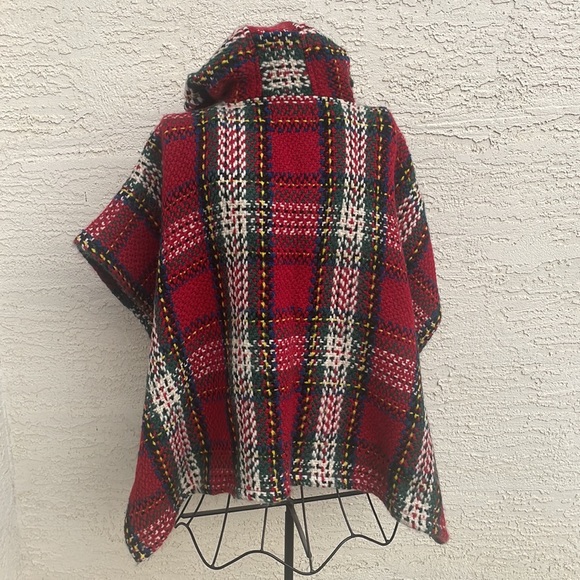 Branigan Weavers John Branigan Hooded Poncho - - Picture 11 of 11